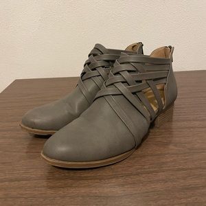Charlotte Russe woman’s size 7 gray booties. Fit more like 7.5